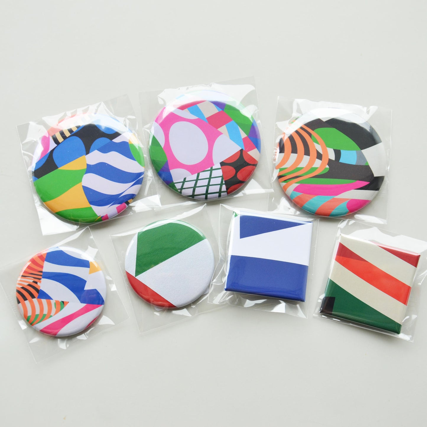 Shunsuke Imai / Skirt and Scene can badge F